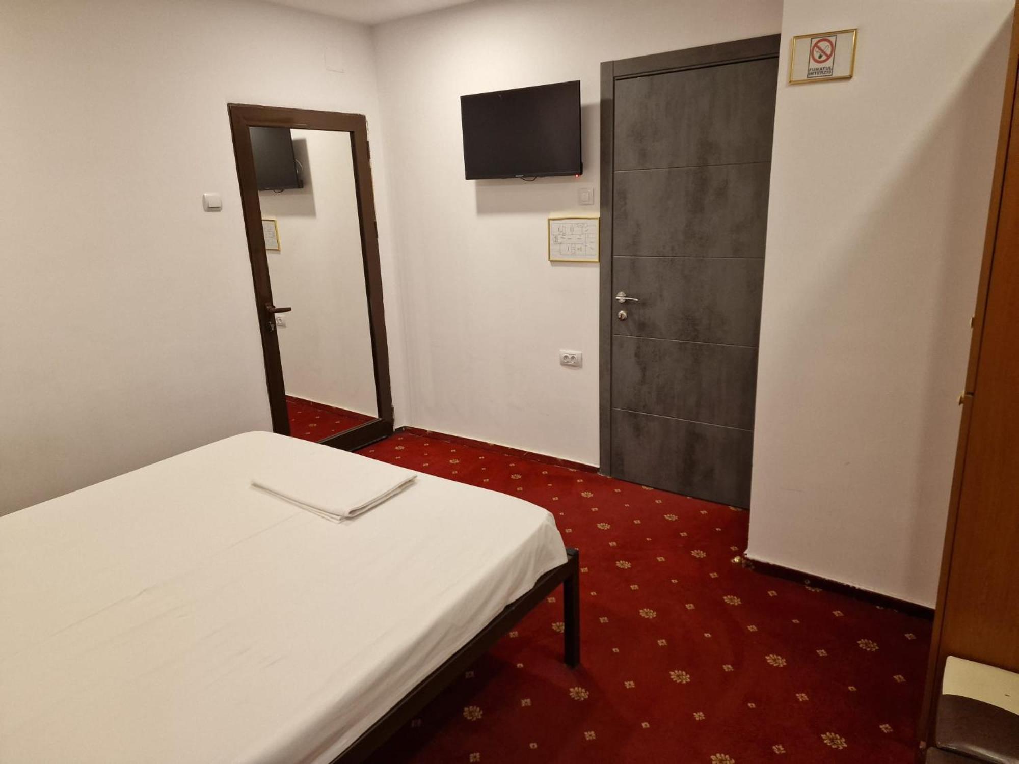 Pensiunea Escape Iasi Esterno foto
